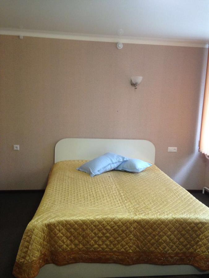 Oolit Hotel Lisakovsk Екстериор снимка